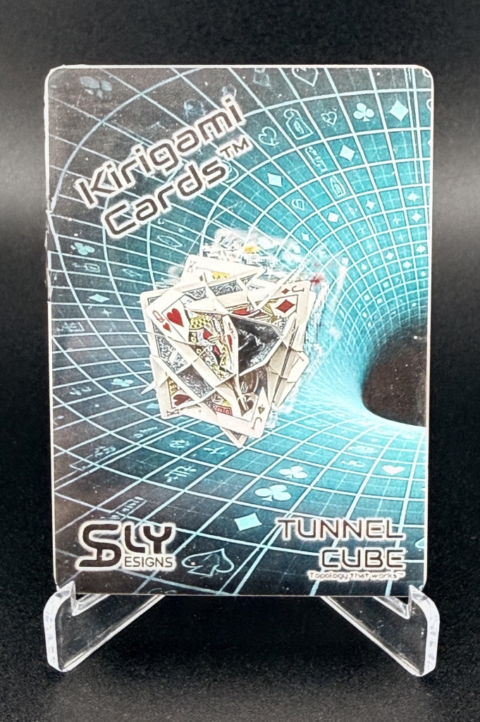 Tunnel Cube Image 1